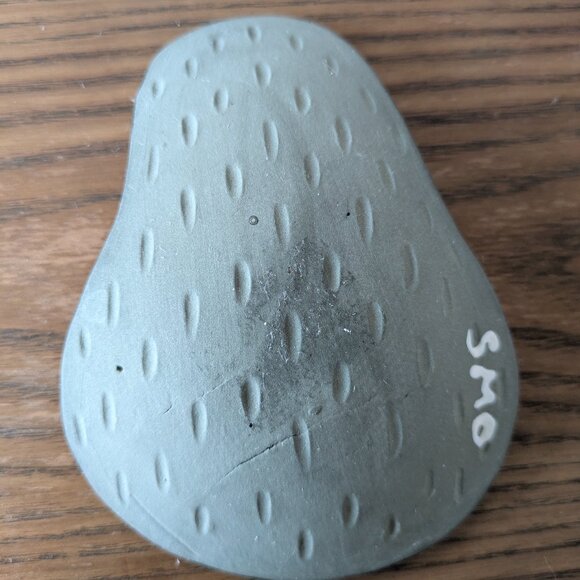 SMO Ceramics Avocado Dish - Picture 4 of 4